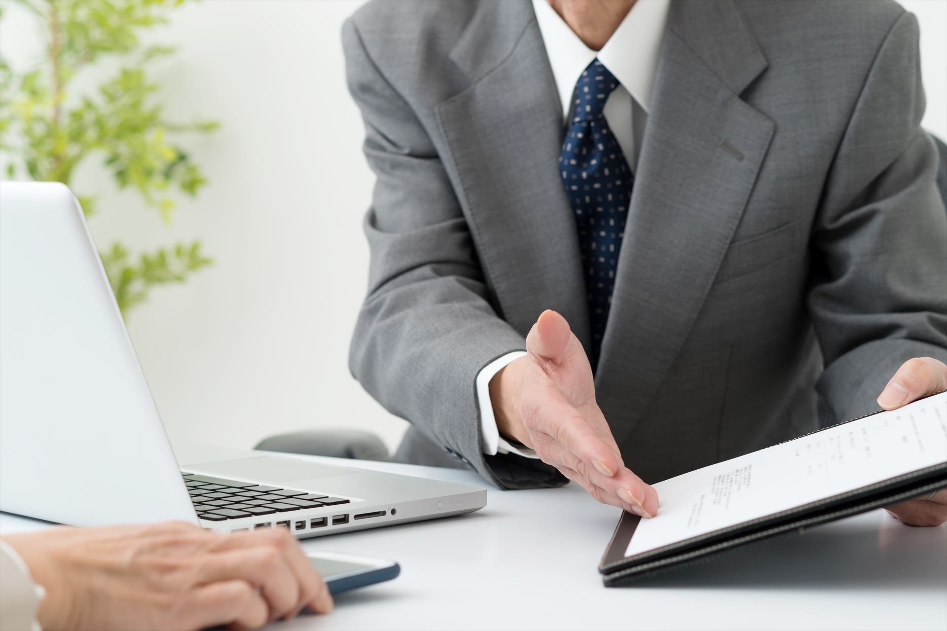 助成金申請のサポート業務 | 福岡の社労士なら社会保険労務士法人SOLVEUS.